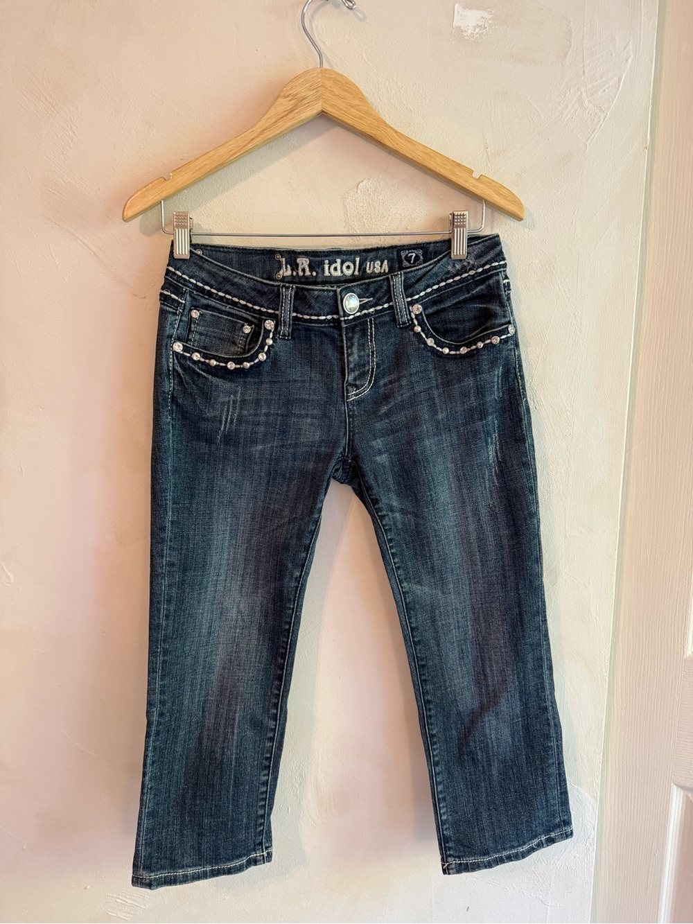 L.A. Idol USA | Dark Wash | Rhinestone | Capri Jeans | Size 7 | Y2K Bling